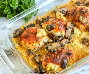 Baked chicken with mushrooms and artichokes is a great dinner recipe for the whole family. This mushroom and artichoke chicken comes with a rich and creamy sauce that is very indulgent. You'll be glad you tried this one! 