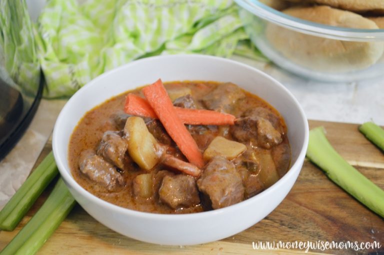 Featured image showing a bowl full of the finished recipe ready to eat.