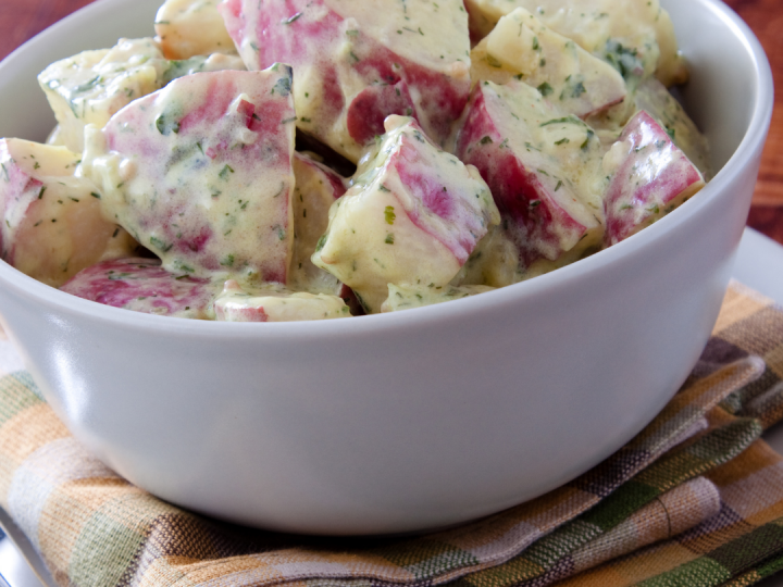 Need a super easy recipe for your next barbeque or potluck? How about this 5-Ingredient Red Potato Salad!