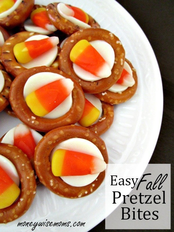 Easy Fall Pretzel Bites that take less than 10 minutes to make! Sweet & Salty treat perfect for Halloween parties and fall gatherings