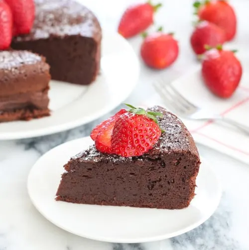3-Ingredient Flourless Chocolate Cake from Kirbie's Cravings | Valentine Sweets