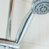 How to update your old shower & tub on a budget | frugal home improvement
