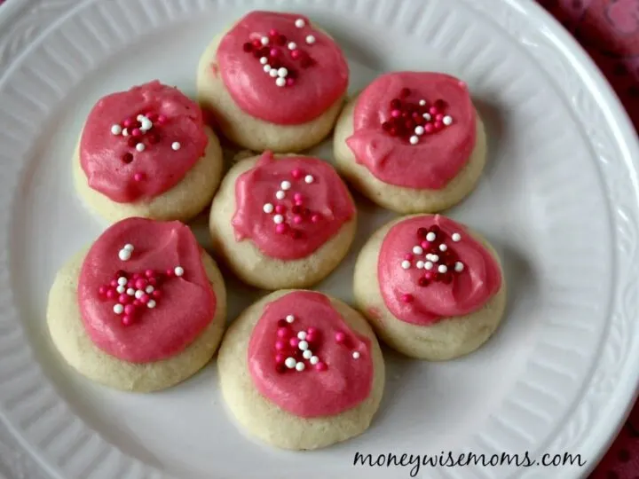 Valentine Raspberry Meltaway - delicious cookies for Valentine's Day