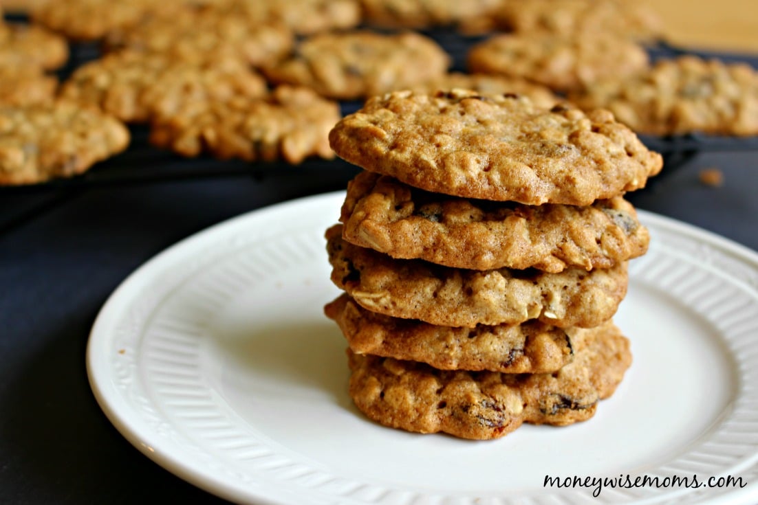 Best Oatmeal Raisin Cookies Recipe (VIDEO) - A Spicy Perspective