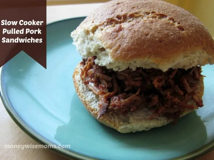 Slow Cooker Pulled Pork Sandwiches