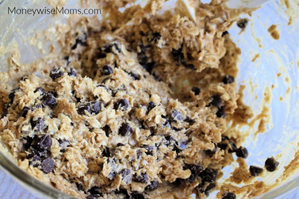 Raw Choc Chip Oatmeal Cookie Dough in bowl