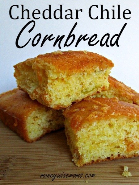 Cheesy Green Chile Cornbread Recipe from Scratch