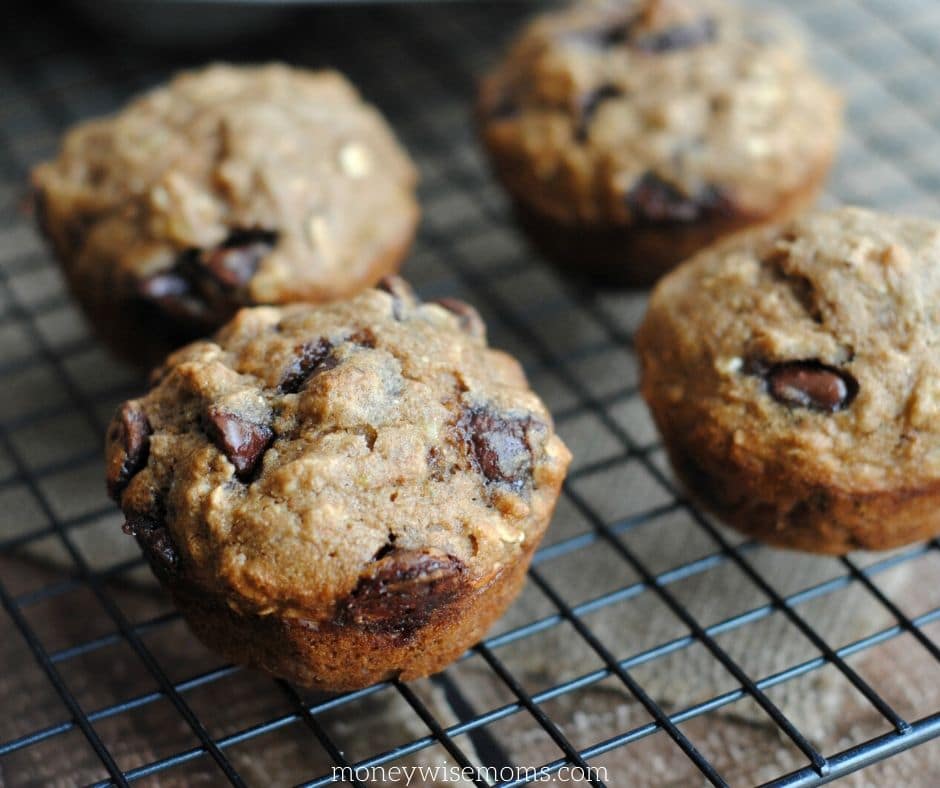 featured image of the finished muffins