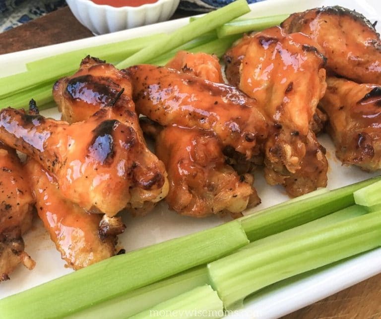 Making Instant Pot buffalo wings is easy and quick. You don't even have to turn on the oven to make these buffalo wings!