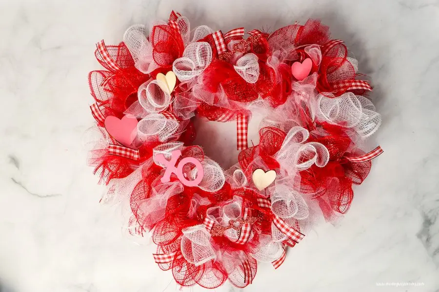 A view of the heart shaped wreath ready to display. 