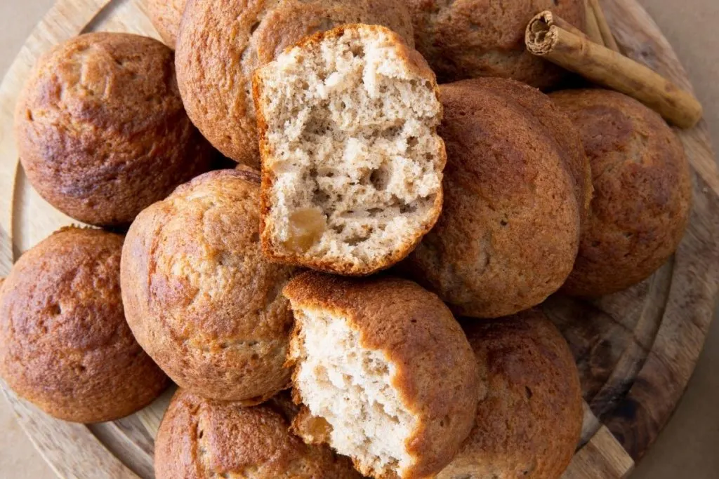inside of cinnamon maple muffins