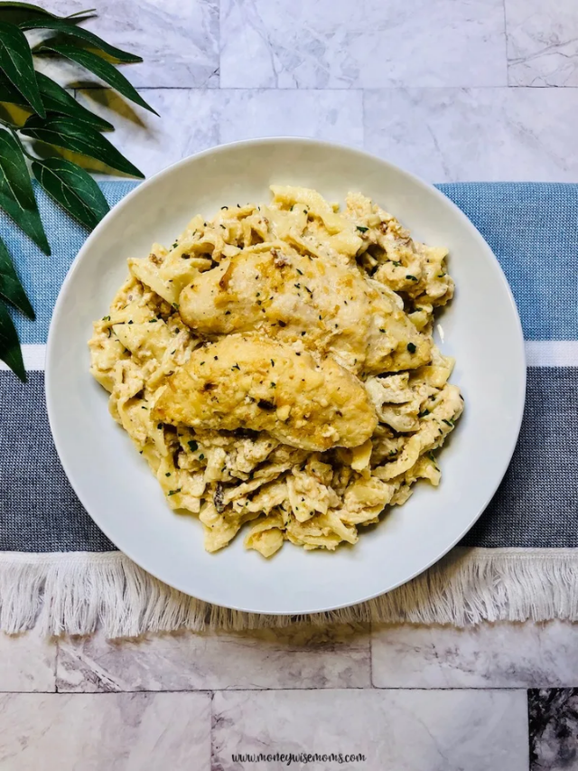 Slow Cooker Creamy Chicken Story