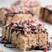 Featured image showing finished valentine rice krispie treats recipes