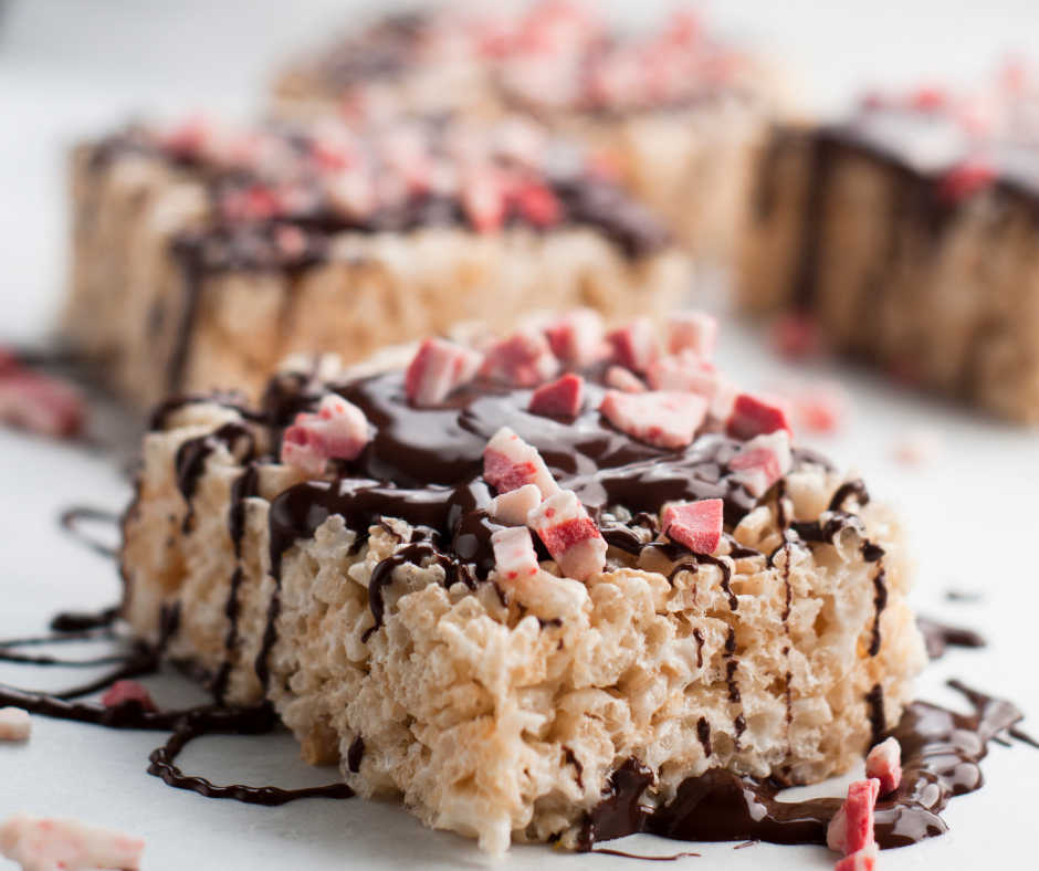 Featured image showing finished valentine rice krispie treats recipes