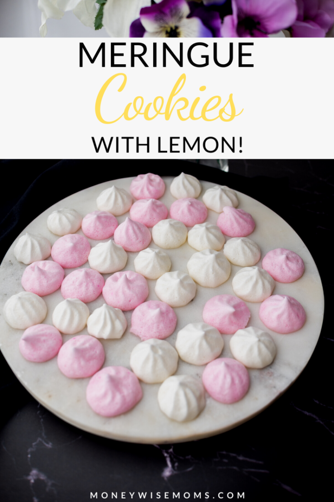 Finished meringue lemon cookies ready to eat. 