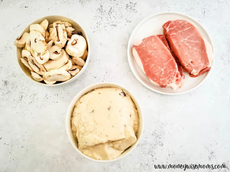 ingredients needed to make easy slow cooker pork chops