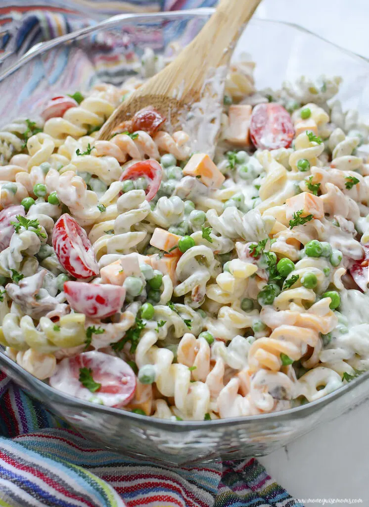 a view of the full bowl of finished bacon and ranch pasta salad. 