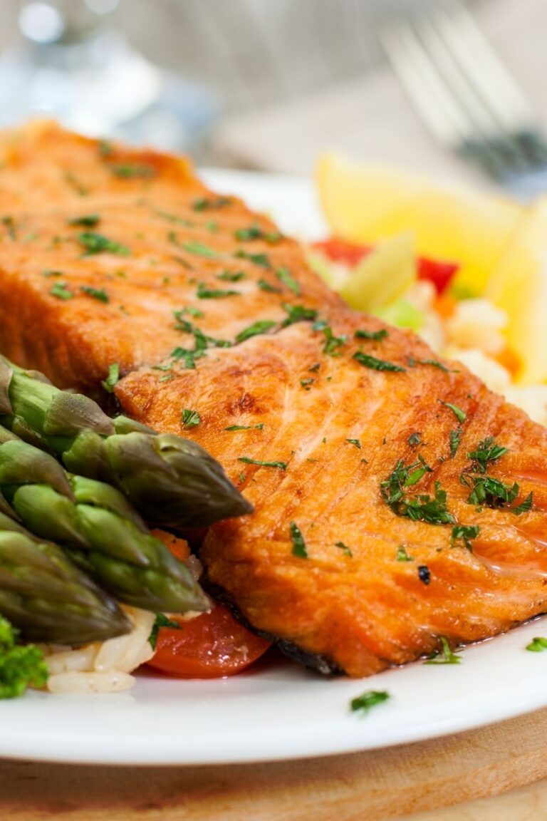How to Bake Salmon Fillets