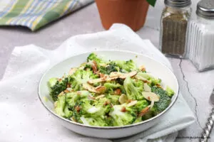featured image showing the finished broccoli with bacon salad ready to eat.