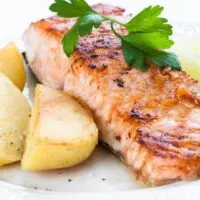 cropped-Cooked-salmon-and-potatoes-on-white-plate.jpg