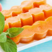 featured image showing popsicles for dessert ideas for summer