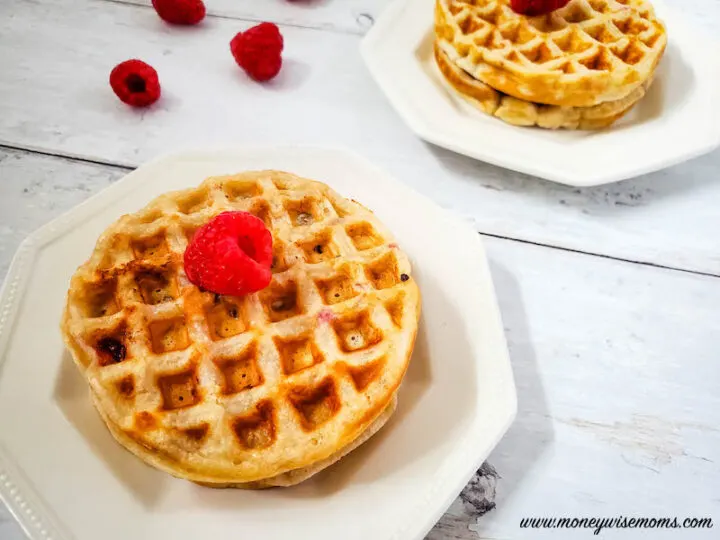 featured image showing finished homemade mini waffle recipe