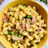 Easy Salmon Pasta Recipe-Cover image