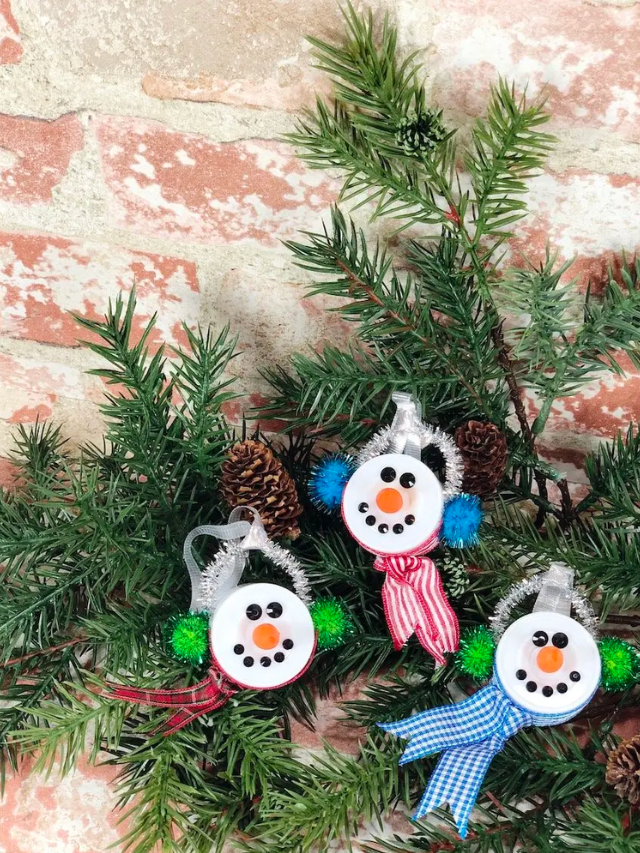 Adorable Snowman with Tea Light Ornament Story