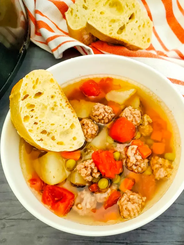 Slow Cooker Vegetable Ground Beef Soup Story