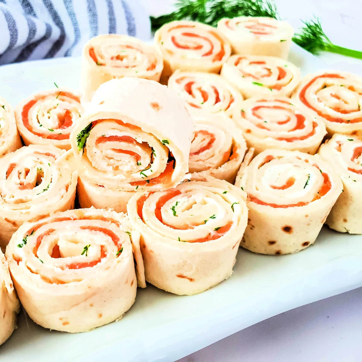 salmon cream cheese pinwheels with dill