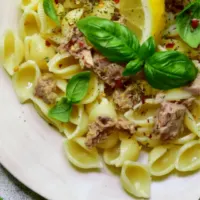 15 Easy Canned Tuna Recipes-Cover image