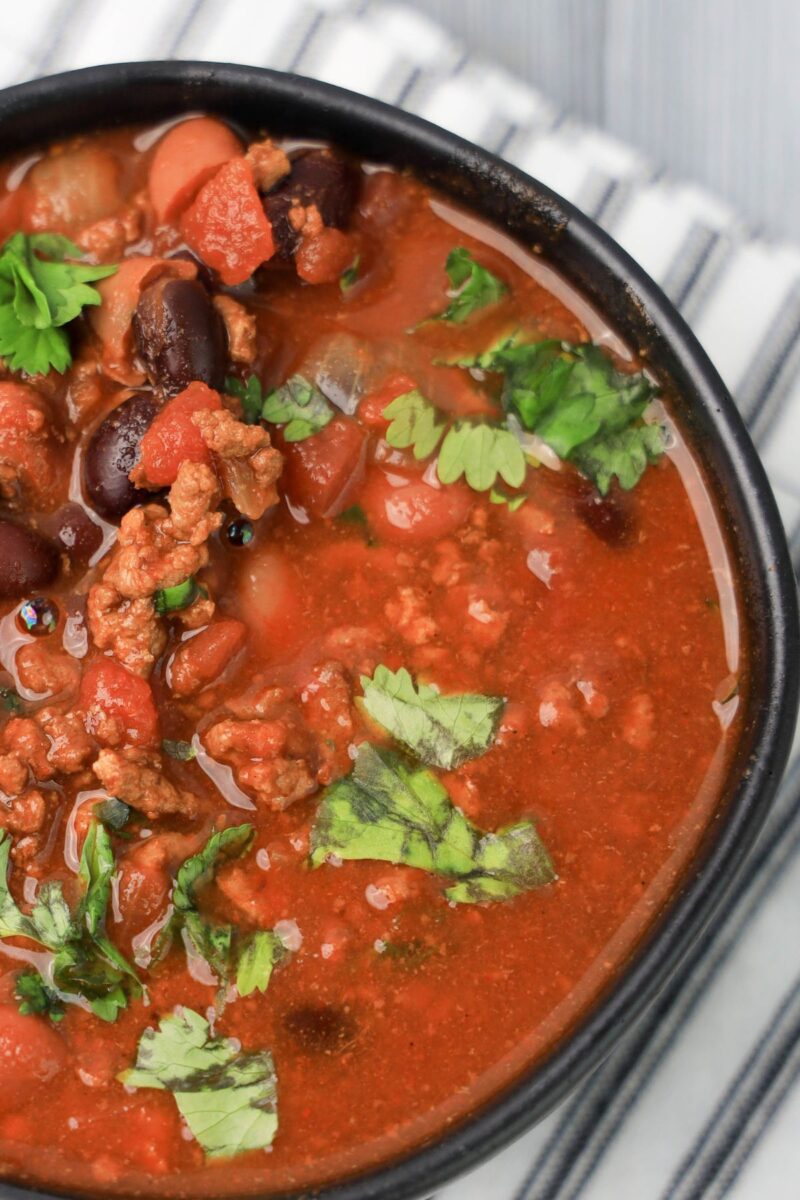 Slow Cooker Ground Beef Chili - Moneywise Moms - Easy Family Recipes