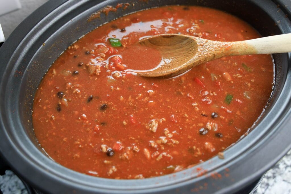 Adding liquids to slow cooker chili