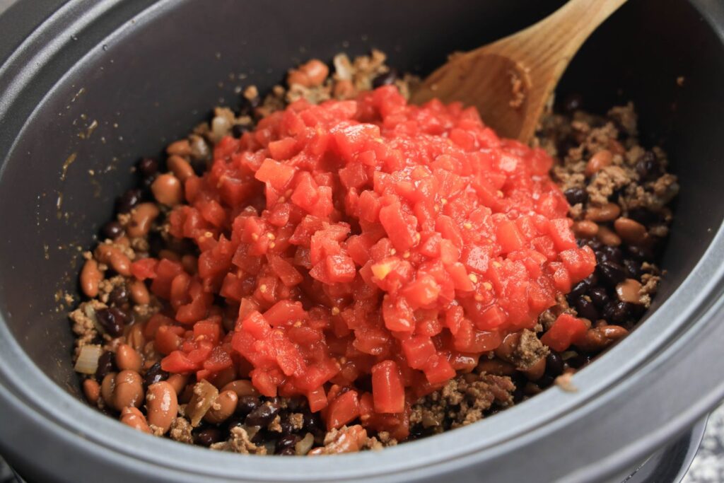 can of diced tomatoes in crock pot
